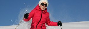 mit den Schneeschuhen durch 100 cm Pulverschnee zum Gipfel der Kalzhofer Höhe. Bergabwärts ist es ein rießen Spass. purer Wintergenuss im tiefen Pulverschnee