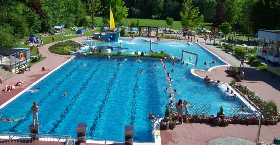 Das Freibad in Fischen
