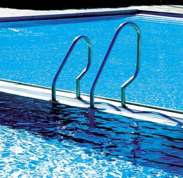 Freibad in St. Johann - Panorama Badewelt