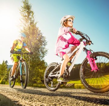 Mountainbiken mit der Familie in Tirol