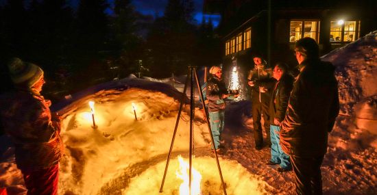Hüttenabend mit Lagerfeuer