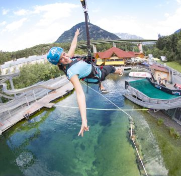 400 Meter langer Flying Fox in der AREA 47