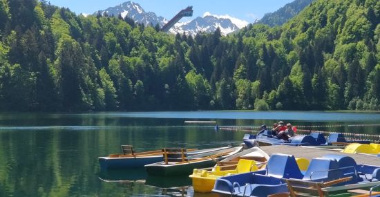 Freibergsee mit Heini-Klopfer-Skiflugschanze