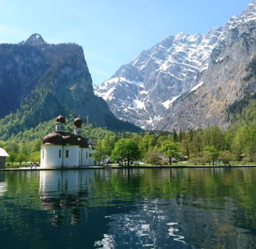 Königssee mit St. Bartholomä in Berchtesgaden