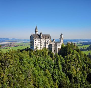 Schloss Neuschwanstein mit Forggensee