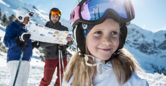 Familien-Skiausflug nach Hochoetz