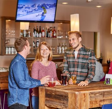 Gemütlicher Tagesausklang in der Explorer Lounge
