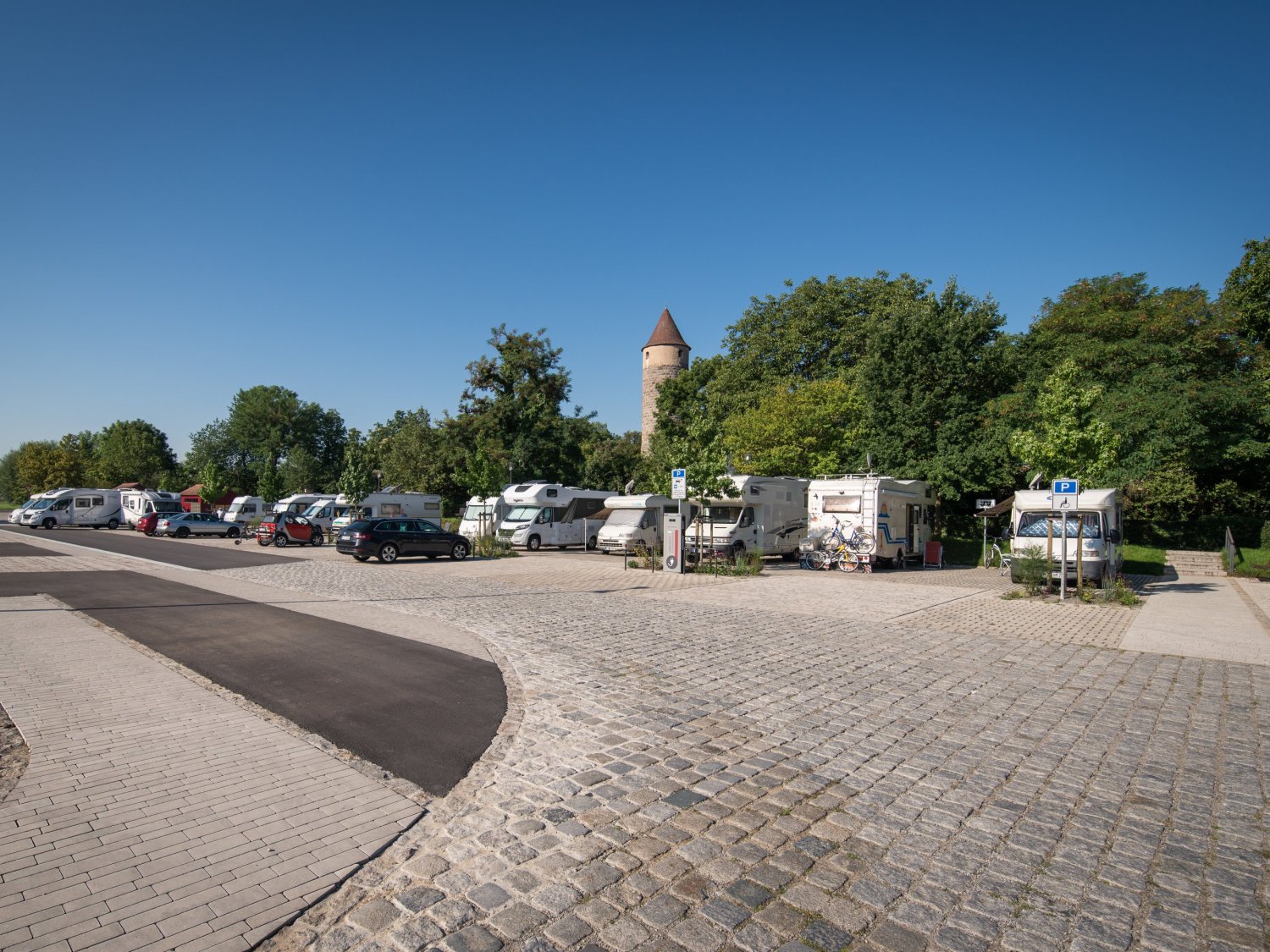 Wohnmobilstellplatz In Iphofen Urlaub Im Weinland