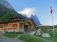 1. Tag - Nach dem Besuch der Rosenlauigletscherschlucht wandern wir zur Schwarzwald-Alp, wo wir zum ersten Mal übernachten