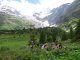 Tour du Mont Blanc 1. Tag - Trinkpause mit Blick auf den Glacier du Bionassay und den Dôme du Goûter