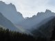 Tour du Mont Blanc 6. Tag - Die ersten Sonnenstrahlen beim Aufstieg durch das Val d'Arpette